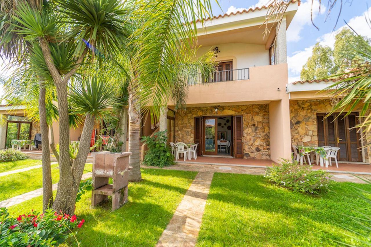 Iss Travel, Villa Fiorita - 800 M From La Cinta Beach San Teodoro  Exterior photo